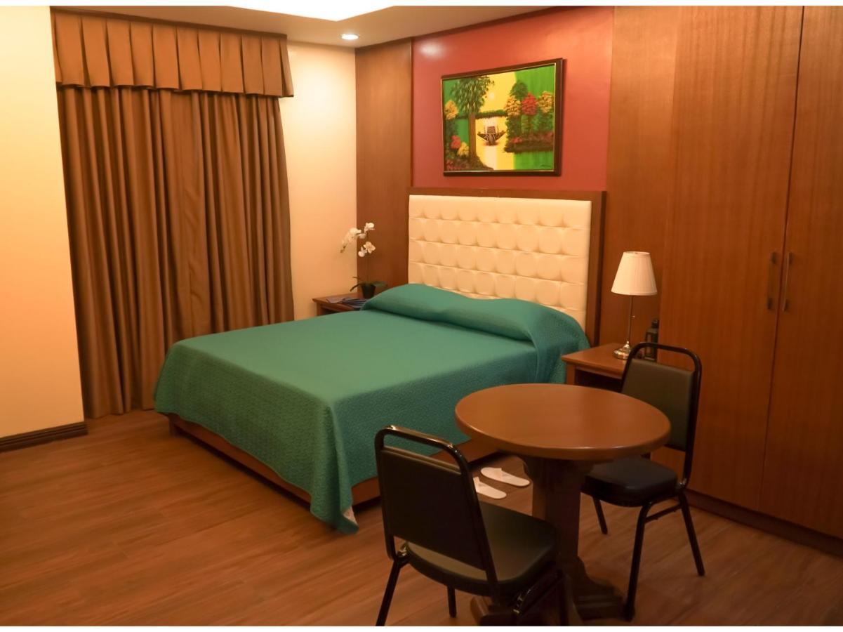 M28 Hotel And Apartments Bandar Quezon Luaran gambar