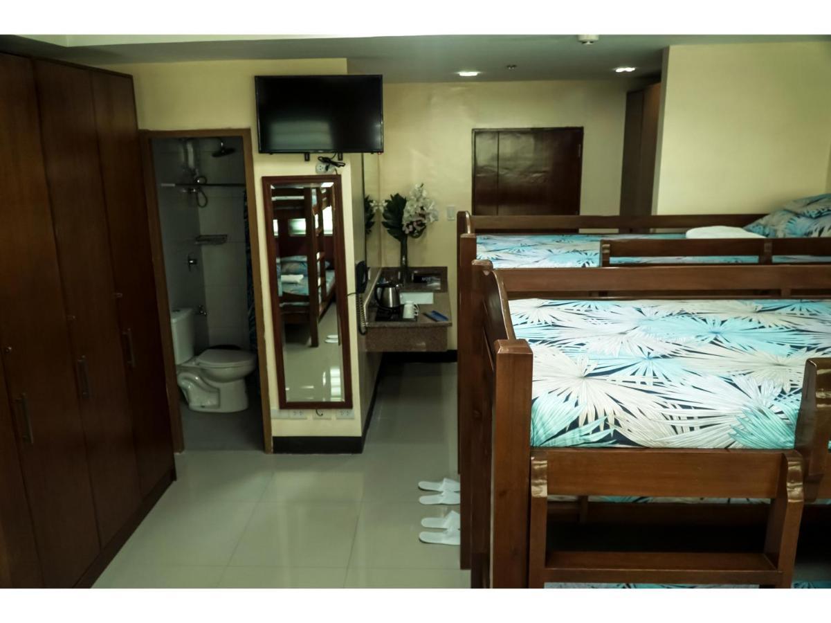 M28 Hotel And Apartments Bandar Quezon Luaran gambar