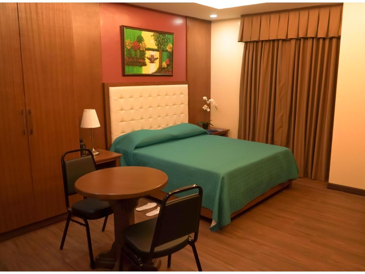 M28 Hotel And Apartments Bandar Quezon Luaran gambar